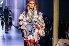 dw-2025-divatbemutato-356