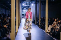 dw-2025-divatbemutato-392