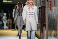 dw-2025-divatbemutato-409